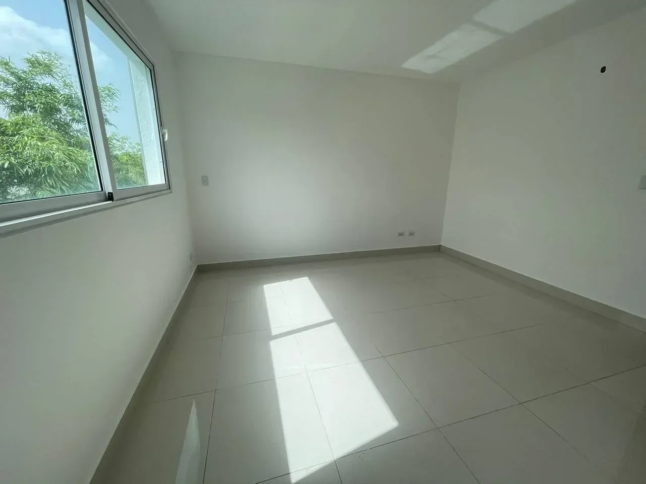 Apartamento en Reparto del Este, 96 m² en venta