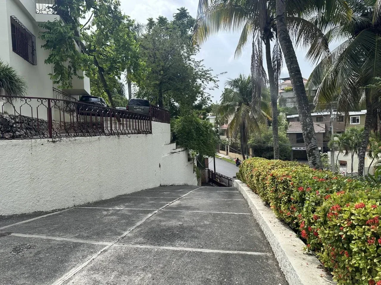 Casa de 5 habitaciones en venta en Los Rios, Santo Domingo D.N.