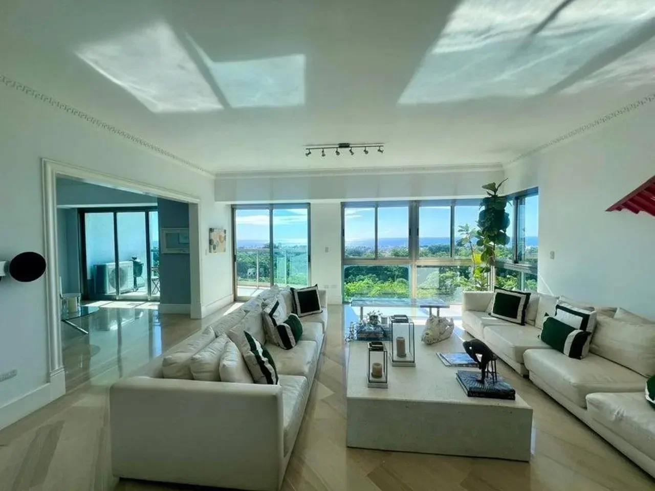 Apartamento en Los Cacicazgos, 468 m² en venta