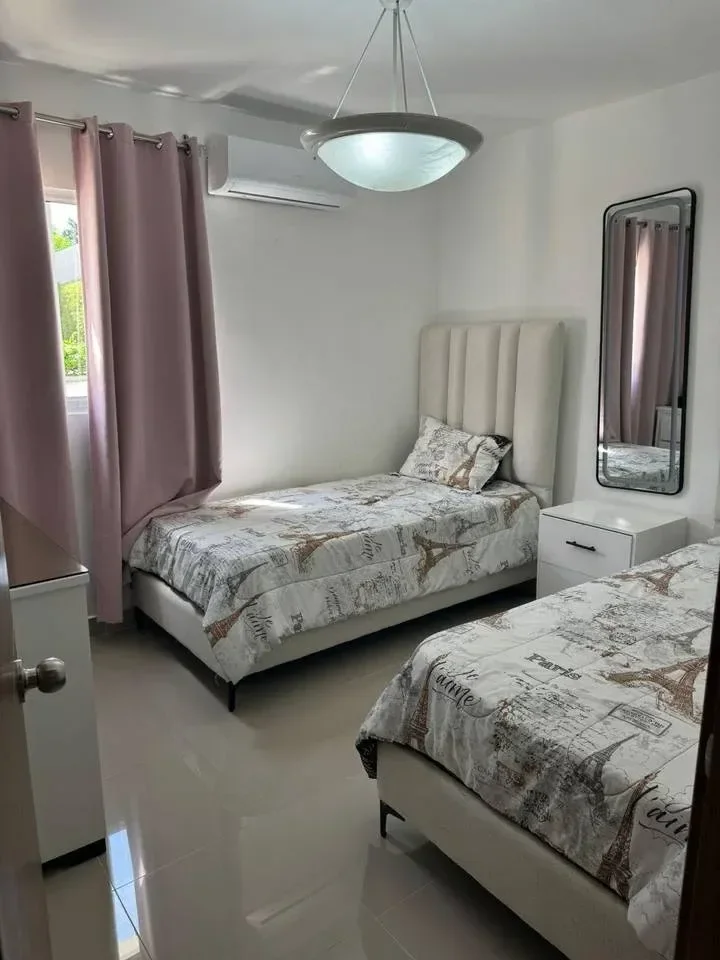 Av. Hispanoamericana: penthouse 3 hab. · 105 m² en venta - 5