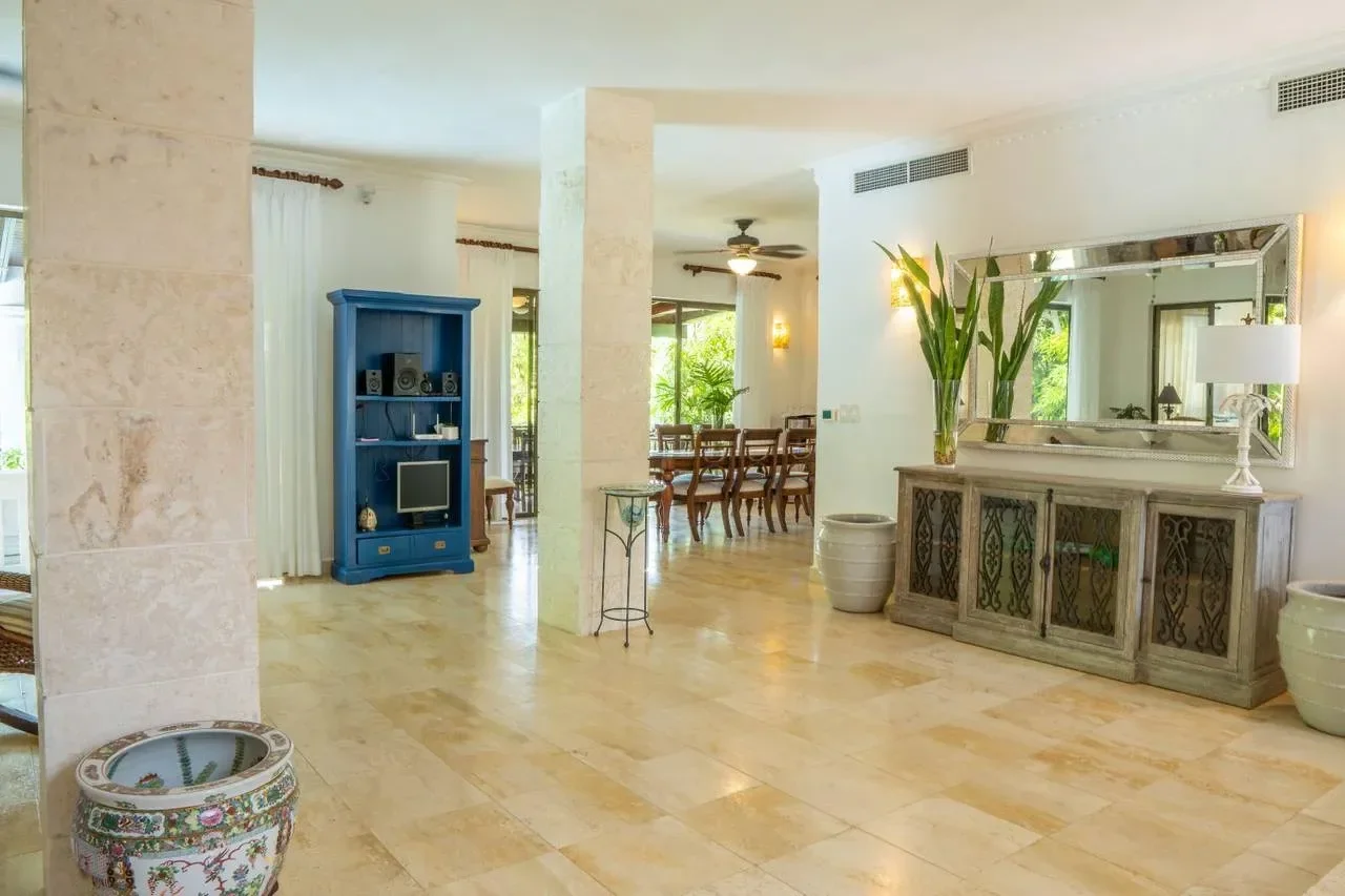 Villa de 5 habitaciones en venta en Casa de Campo, La Romana - 2