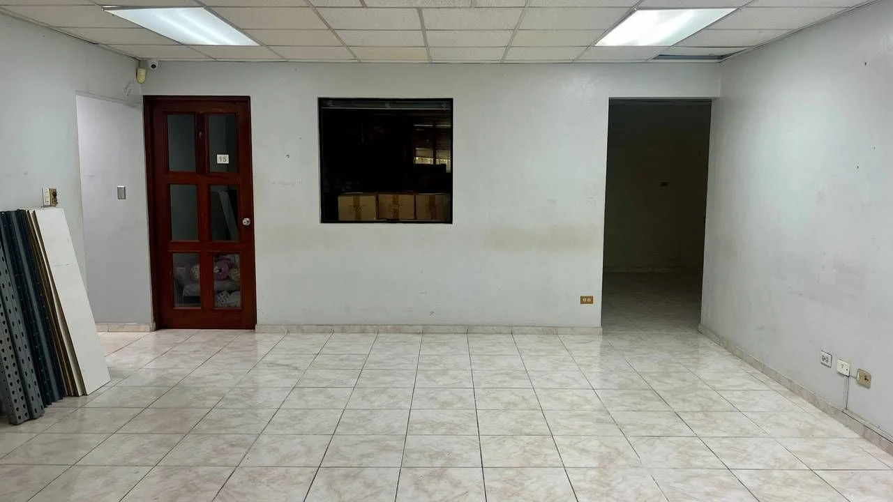 Location: local commercial à Ensanche Serralles, Santo Domingo D.N. - 2