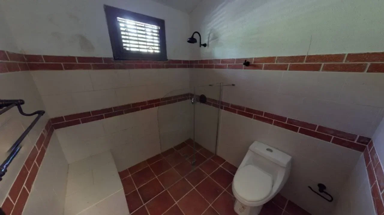 Autopista Duarte: casa 3 hab. · 275 m² en venta - 4