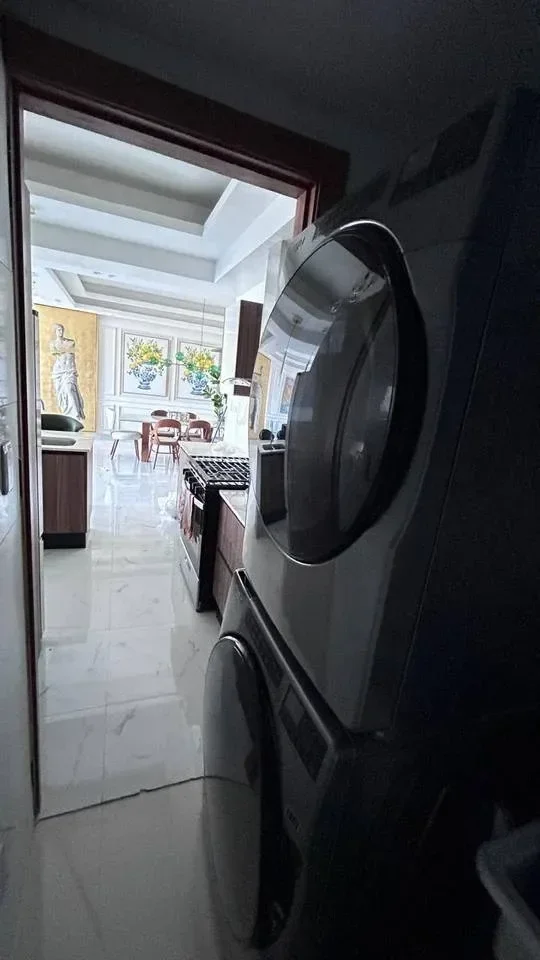 Bella Vista: appartement 2 ch. · 120 m² à louer - 4