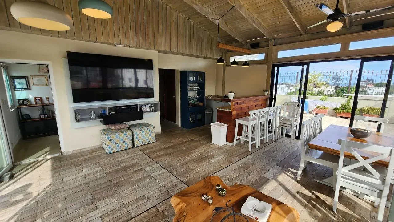Jardines del Sur I y II: penthouse 3 hab. · 327.8 m² en venta