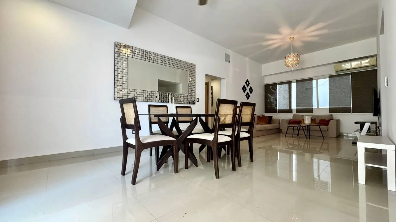 Apartamento en venta — Bella Vista, Distrito Nacional (2 hab.)