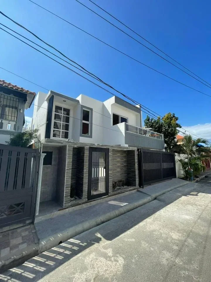 Casa de 4 habitaciones en venta en Mirador del Este, Santo Domingo Este - 3