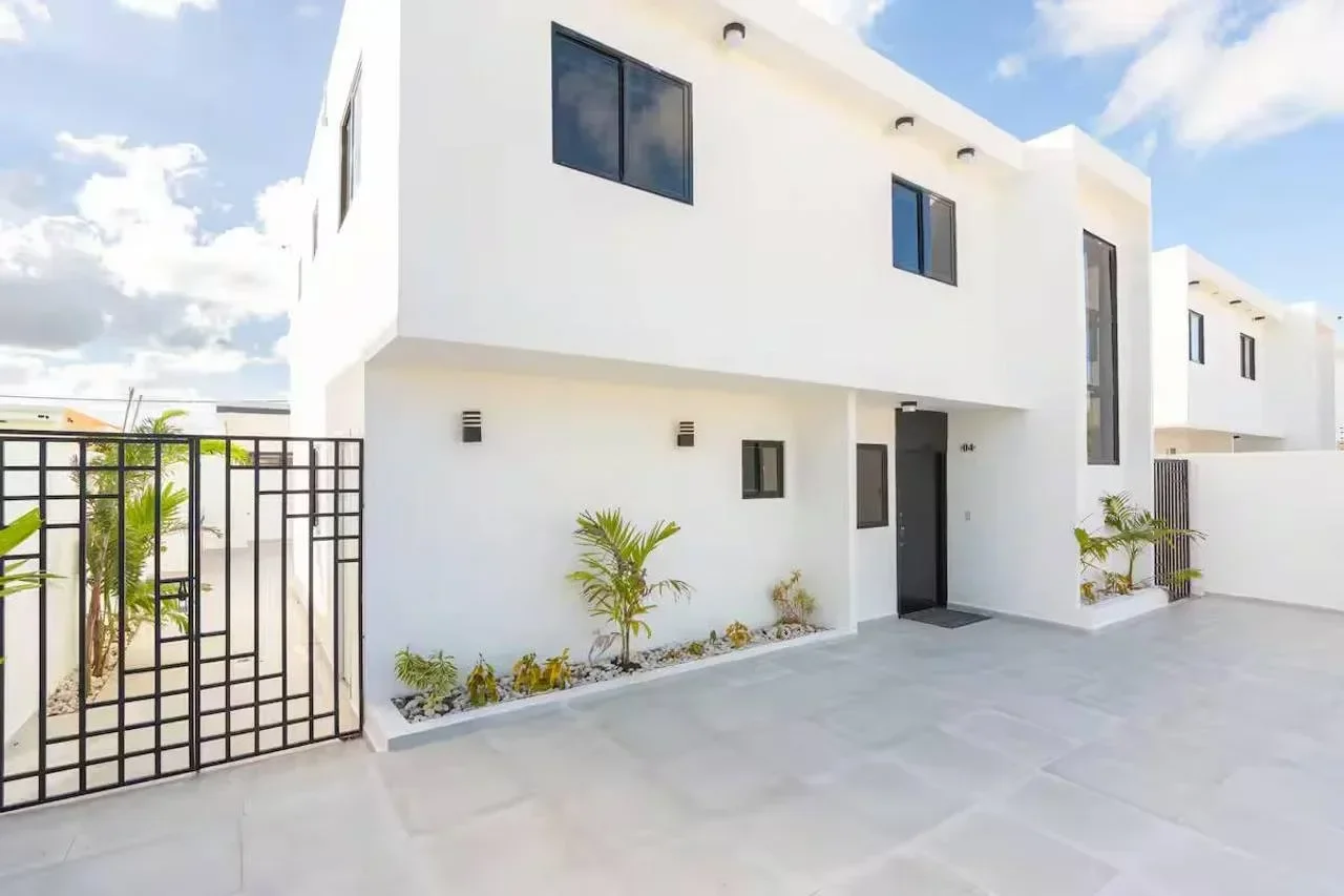 Villa en venta — Av. Barceló, Punta Cana (3 hab.) - 3