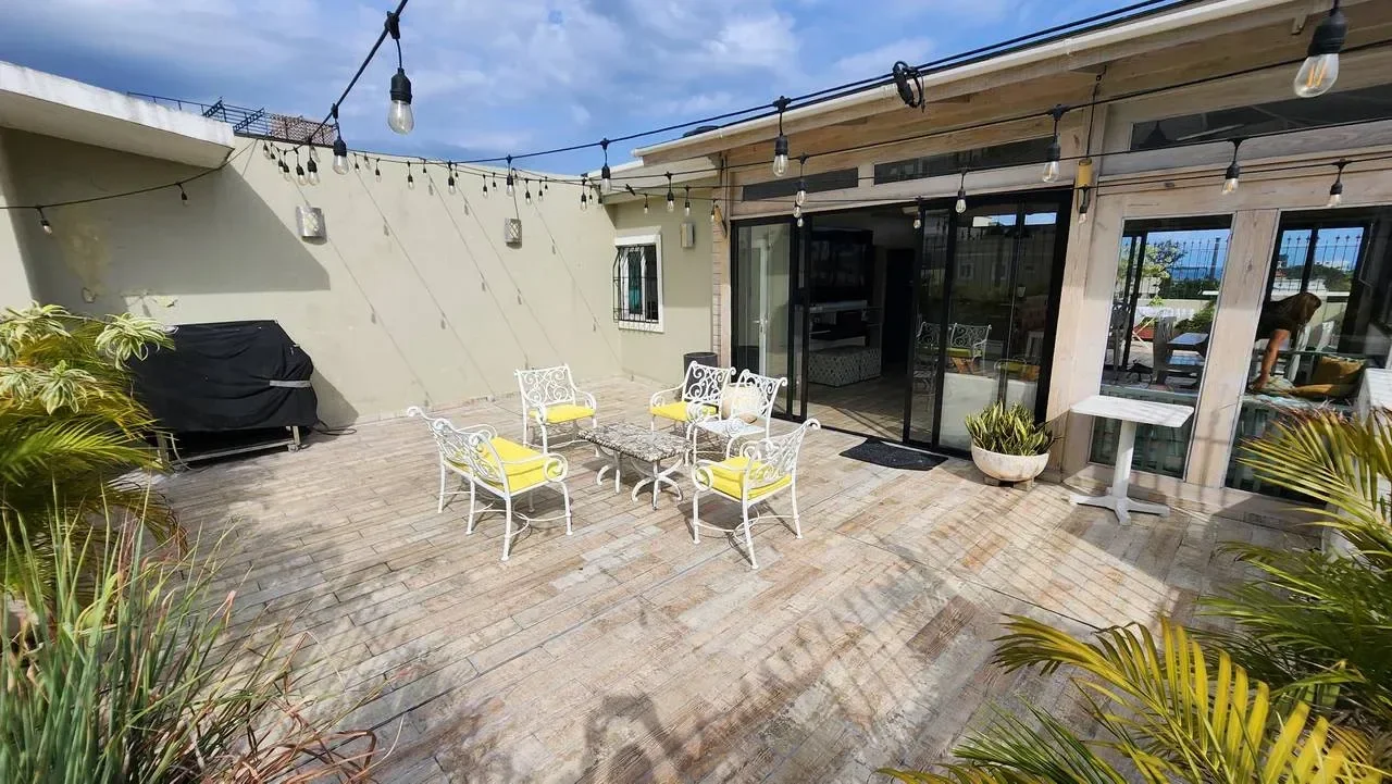Jardines del Sur I y II: penthouse 3 hab. · 327.8 m² en venta - 2