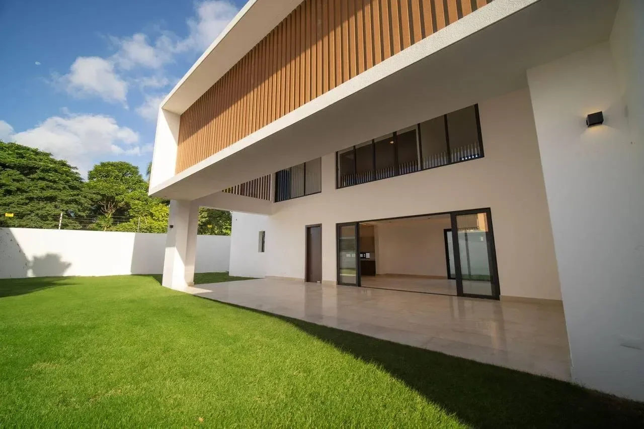 Venta: casa en Las Carmelitas, Santiago de los Caballeros - 2