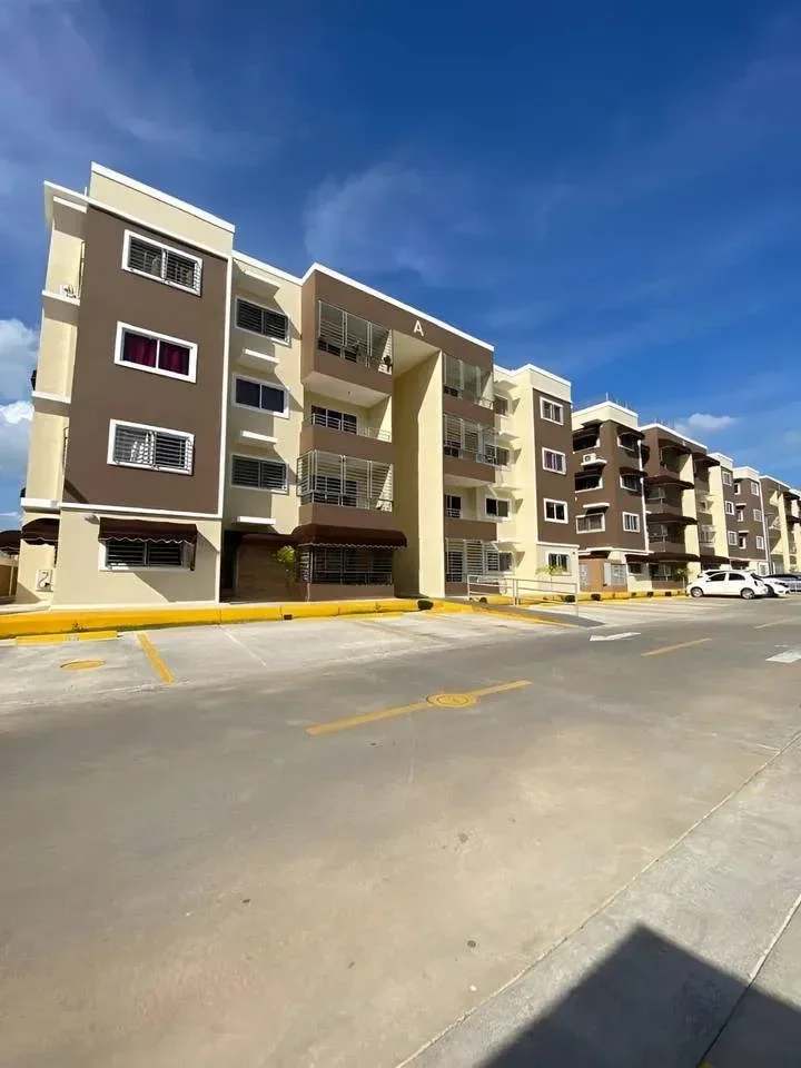 Autopista San Isidro: apartamento 3 hab. · 97.54 m² en venta