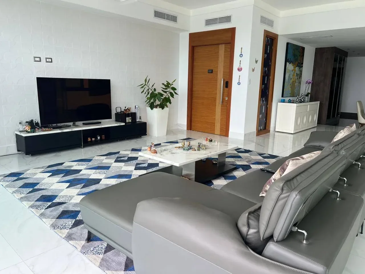 Alquiler: apartamento en Los Cacicazgos, Santo Domingo D.N. - 2