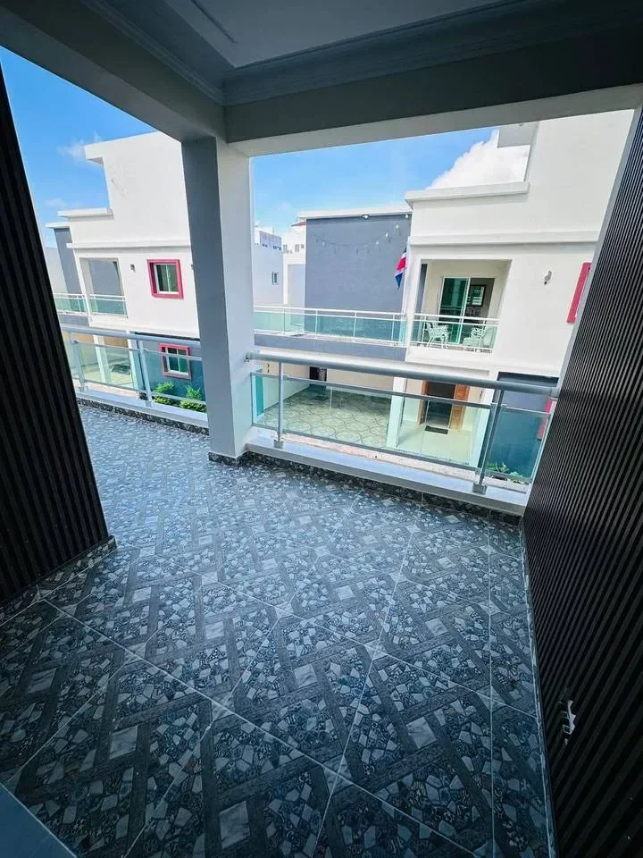 Property with 3 bedrooms for sale in Prado Oriental, Santo Domingo Este - 2