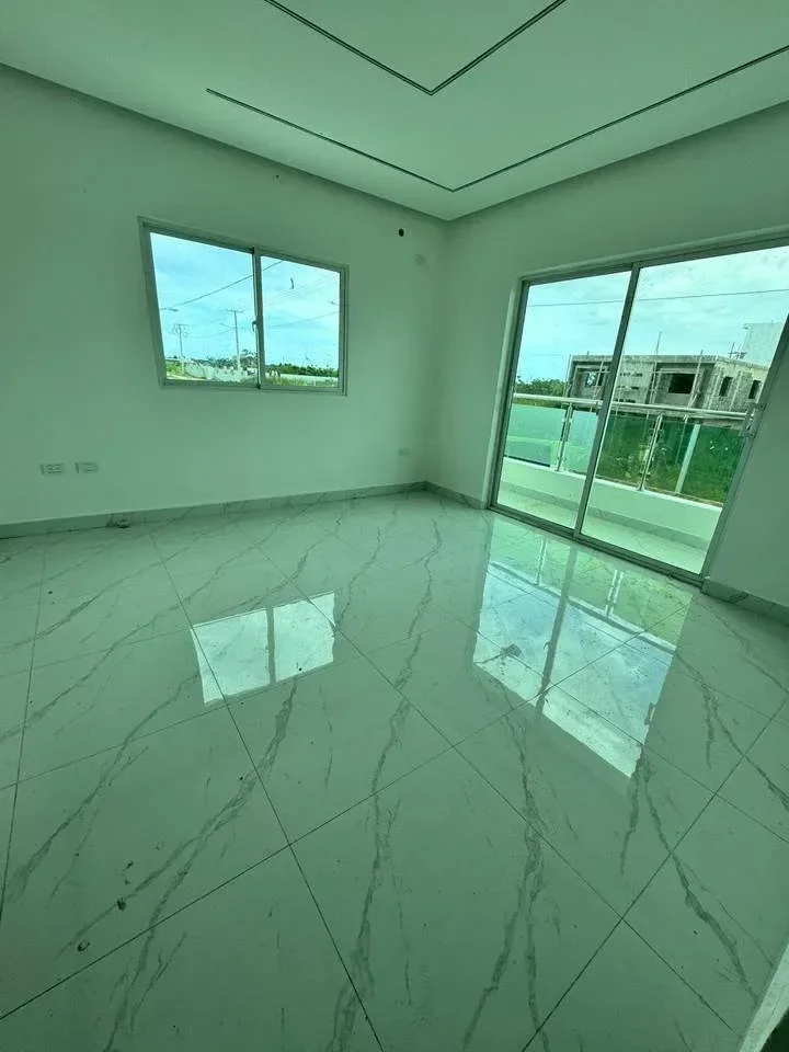 Casa de 3 habitaciones en venta en Av. Ecológica, Santo Domingo Este