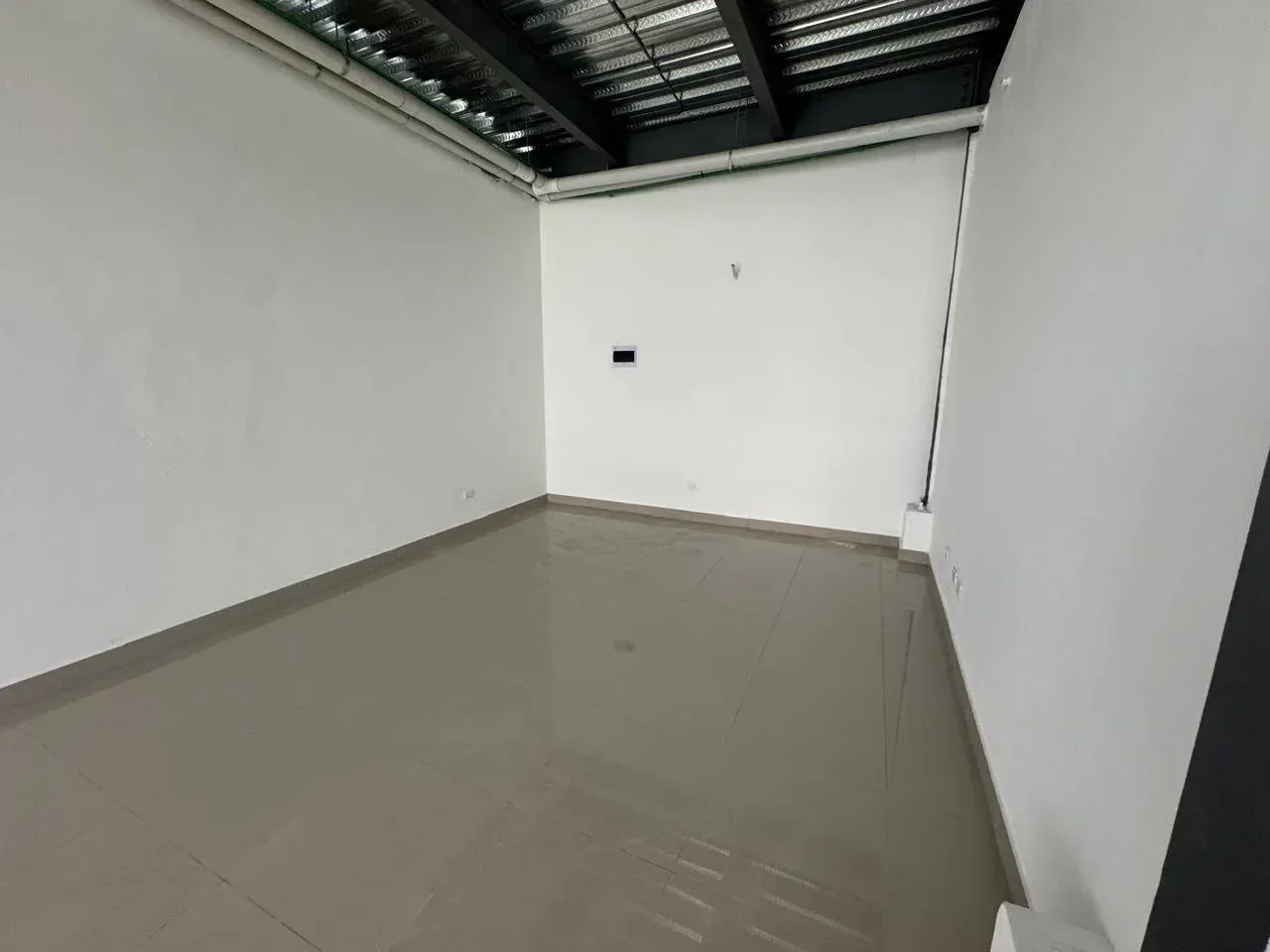 Alquiler: local comercial en Alma Rosa I, Santo Domingo Este - 4