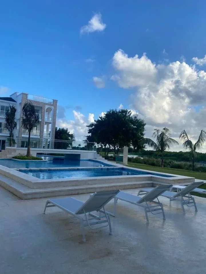 Apartamento de 1 habitaciones en venta en Cana Bay, Bavaro - 2