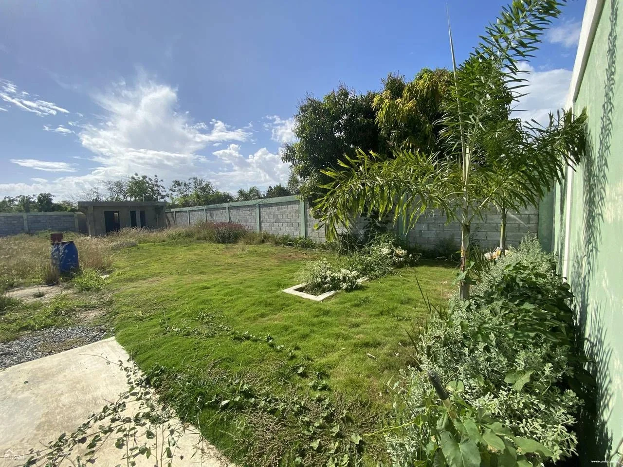 Land plot in Autopista Las Americas for sale