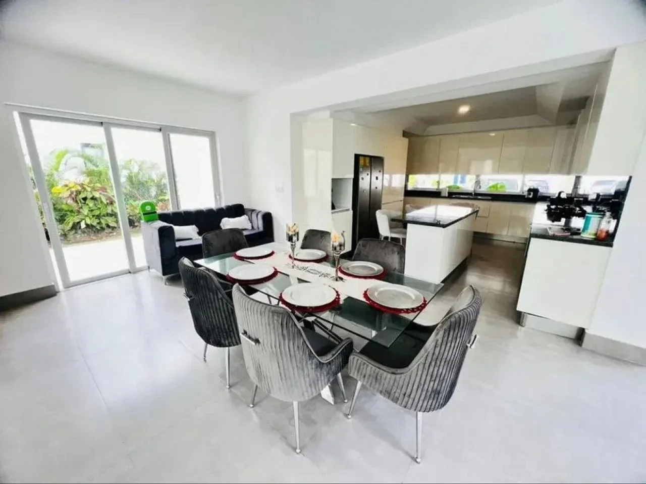 Villa en venta — Cap Cana (5 hab.) - 5