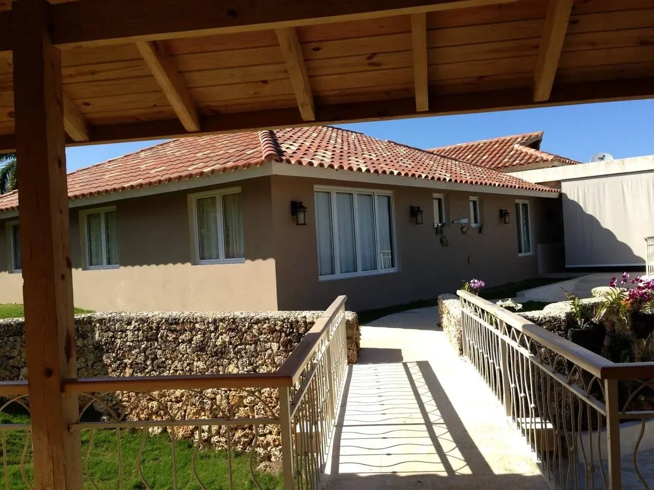 Villa en Cabrera, 950 m² en venta - 2