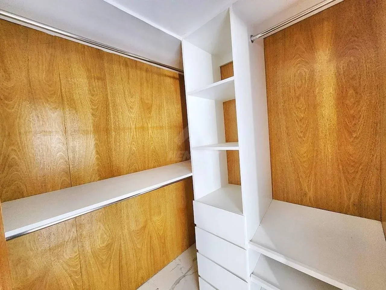 Venta: apartamento en Jardines Del Este, Santiago de los Caballeros - 5