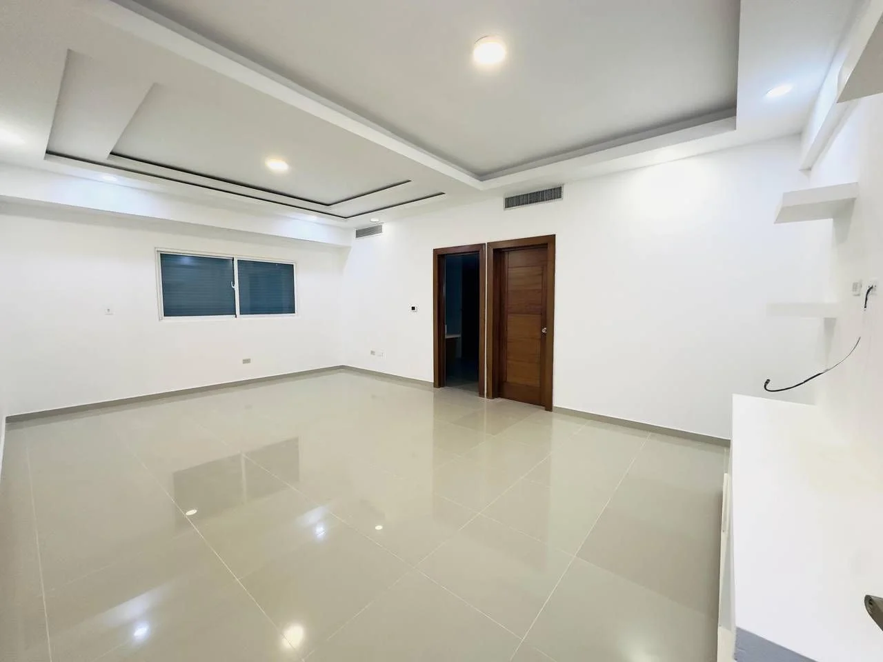 Appartement à Villa Aura, 698 m² à louer - 4