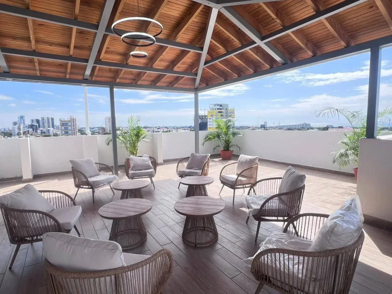 Apartment in Ensanche Ozama, 150 m² for sale