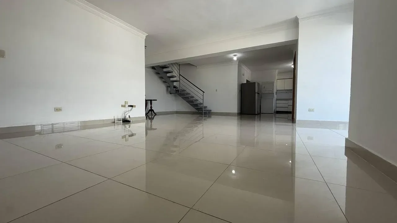 Penthouse de 3 habitaciones en venta en Gazcue, Distrito Nacional - 3