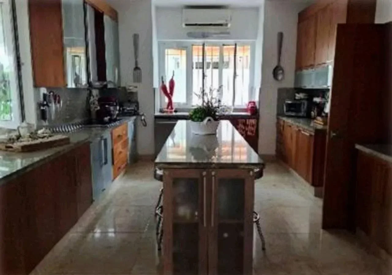 Casa en Las Carmelitas, 669.5 m² en venta - 5