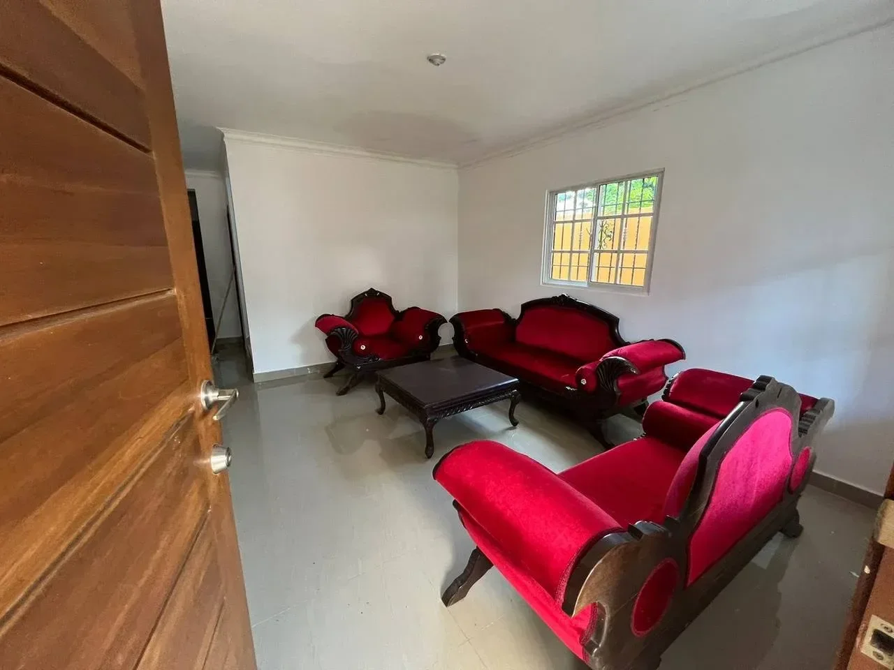 Casa en venta — Brisas Oriental VIII, Santo Domingo Este (3 hab.) - 3