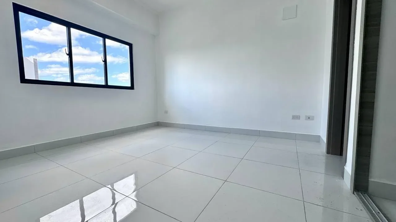 Apartamento en venta — La Julia, Santo Domingo D.N. (1 hab.) - 5