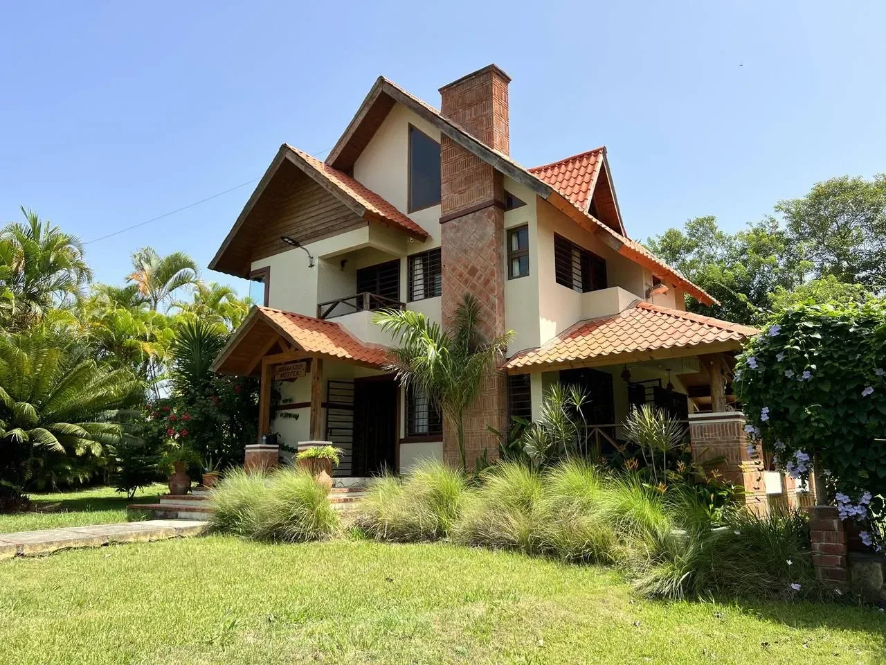 Jarabacoa: casa 4 hab. · 283 m² en venta - 3