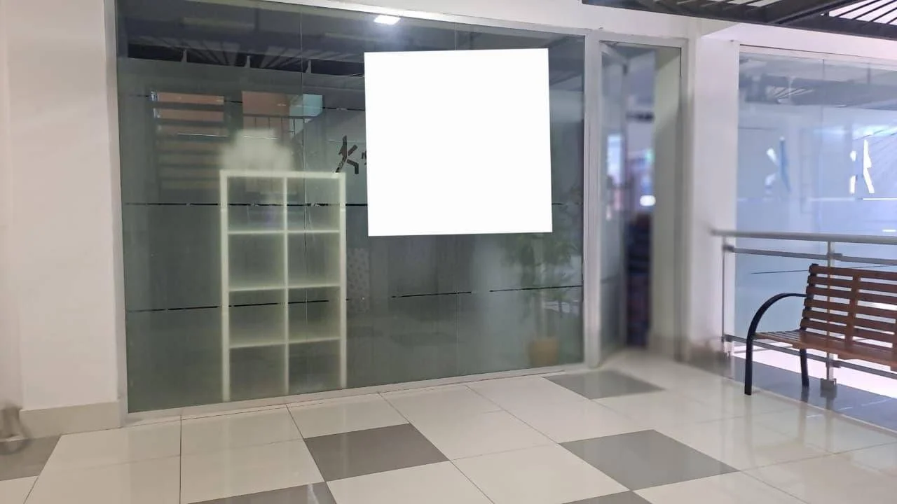 La Castellana: local comercial 3 hab. · 58 m² en alquiler - 4