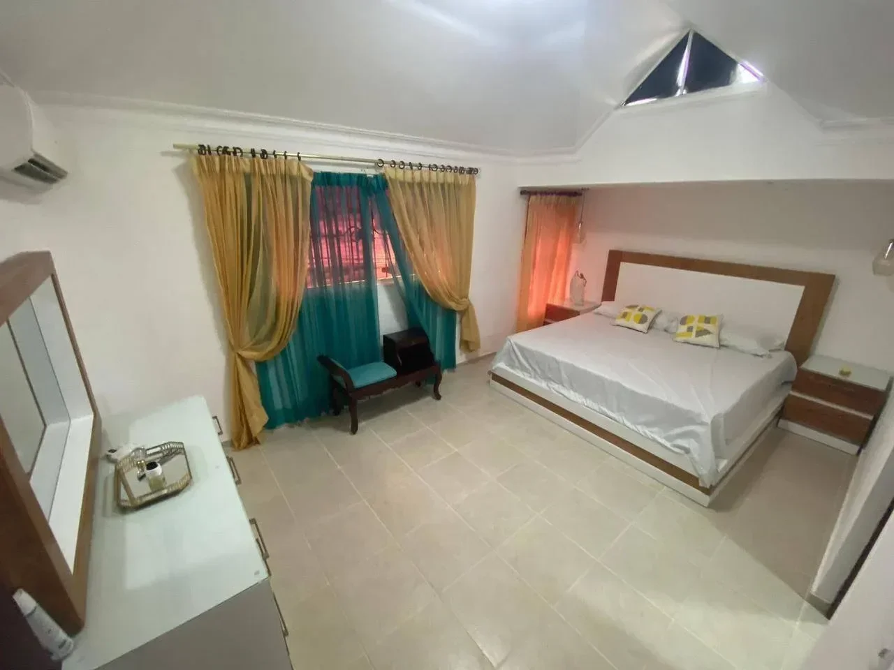 Casa en venta — Jardines del Norte, Distrito Nacional (3 hab.) - 5