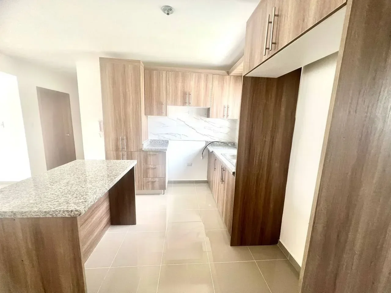 Apartamento en venta — Llanos de Gurabo, Santiago de los Caballeros (3 hab.) - 5