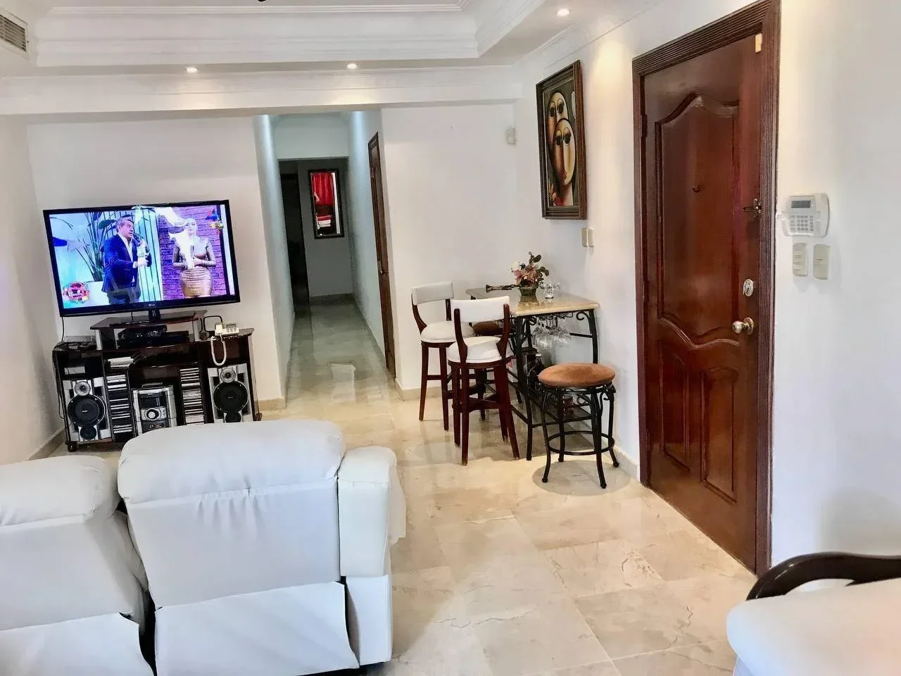 Apartamento en venta — Urbanización Real, Santo Domingo D.N. (3 hab.) - 4