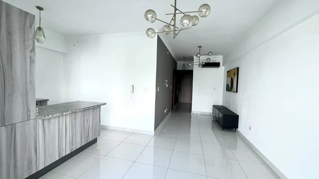 Venta: apartamento en Evaristo Morales, Distrito Nacional - 2