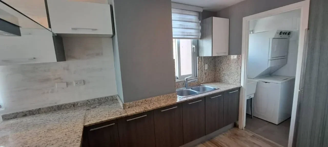 Apartamento en venta — Ensanche Serralles, Distrito Nacional (1 hab.)