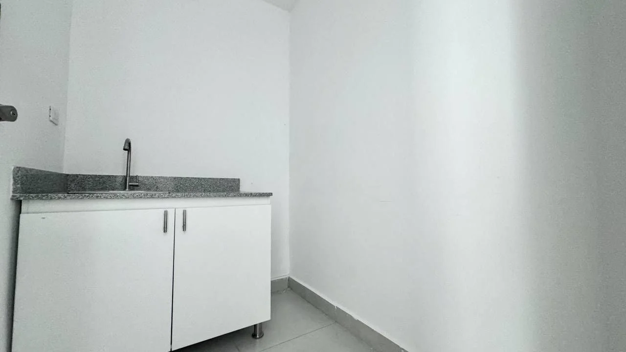 Local commercial à louer — La Julia, Santo Domingo D.N. - 4