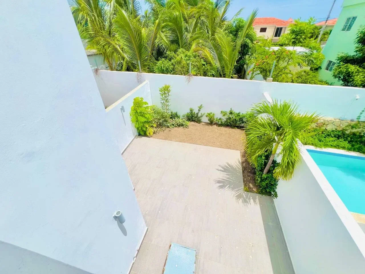 Casa de 2 habitaciones en venta en El Ejecutivo, Bavaro - 3