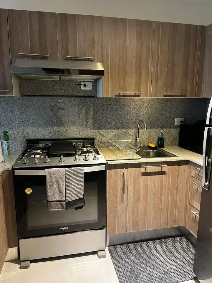 Los Coquitos: apartamento 1 hab. · 58 m² en alquiler - 3