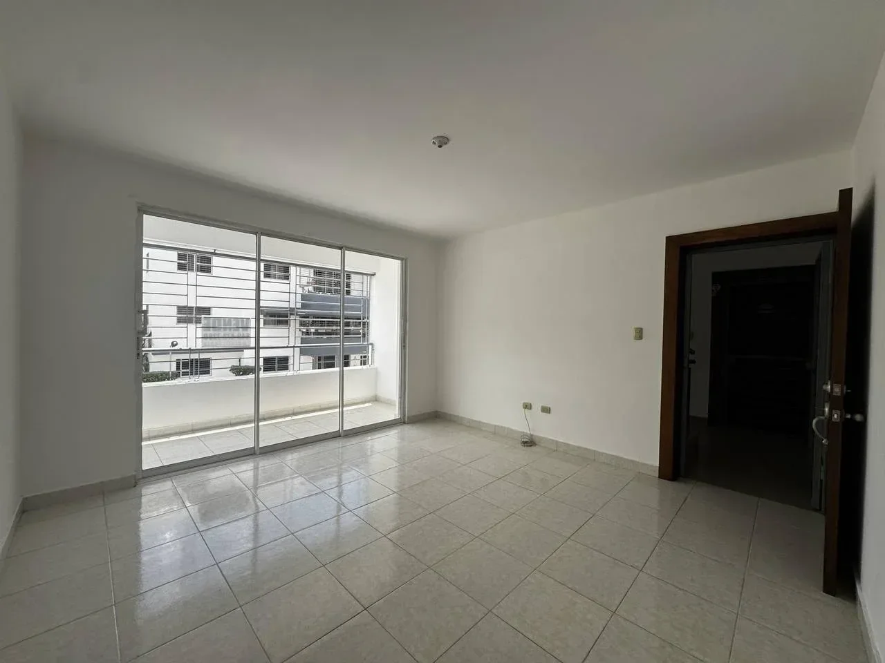 Apartamento en venta — Los Rieles, Santiago de los Caballeros (3 hab.) - 5