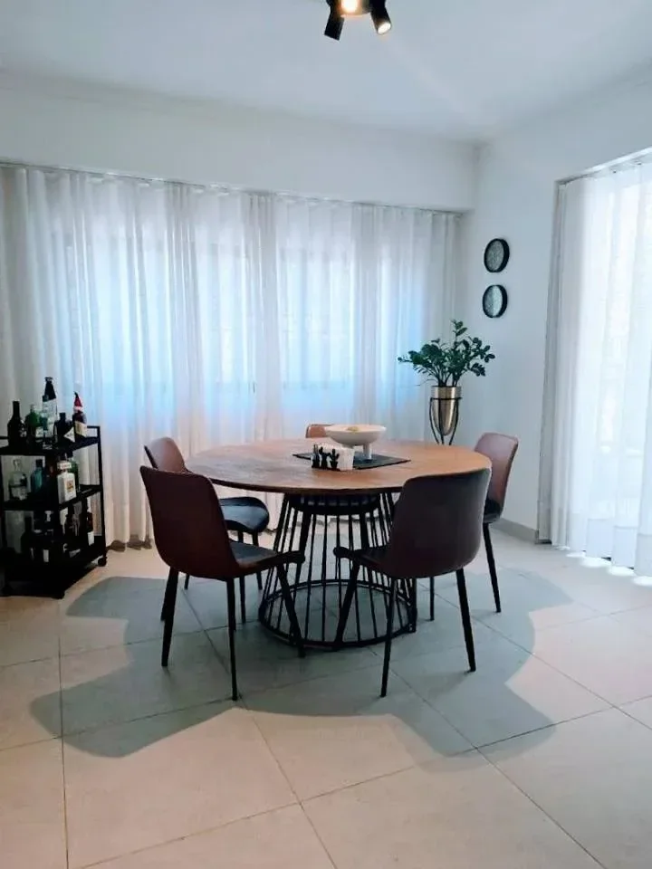 Gazcue: apartamento 2 hab. · 128 m² en venta - 5
