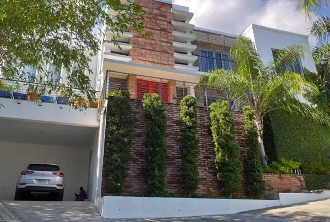 Venta: casa en Altos de Arroyo Hondo, Distrito Nacional - 3
