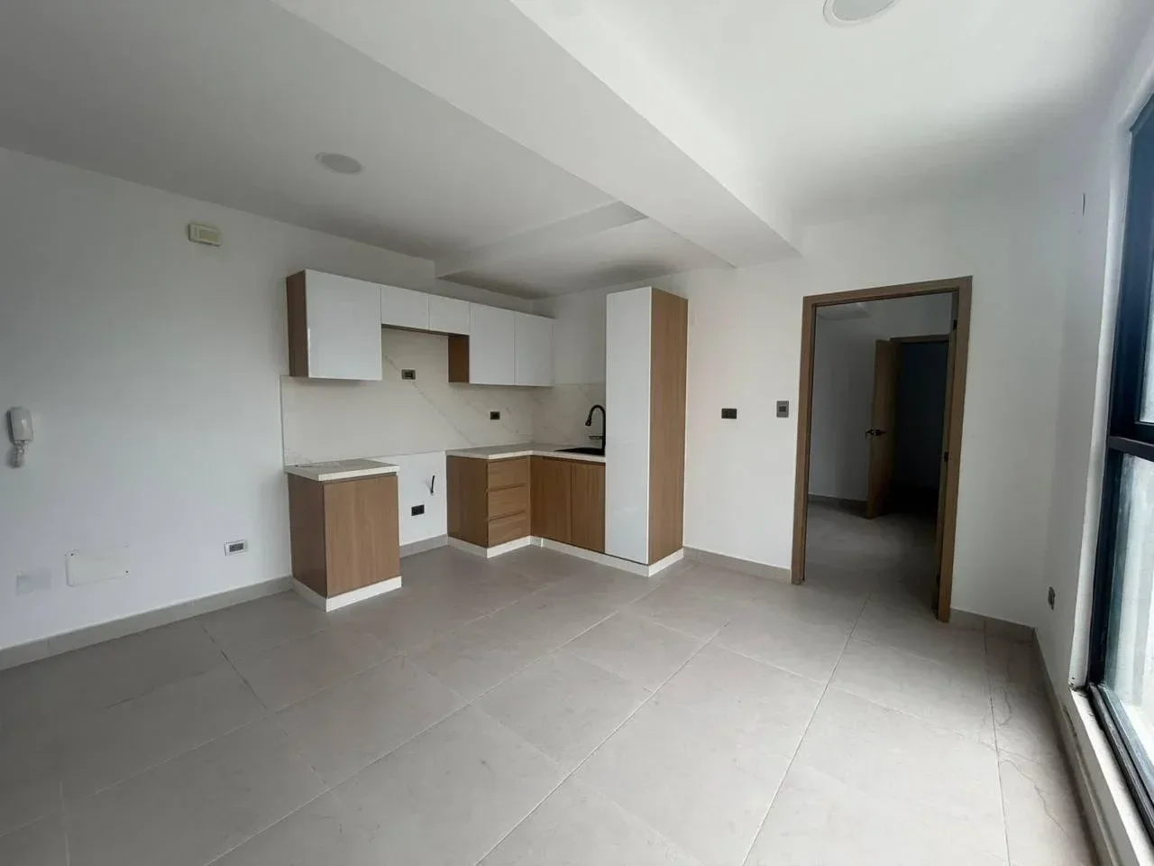 Venta: apartamento en Evaristo Morales, Distrito Nacional - 2