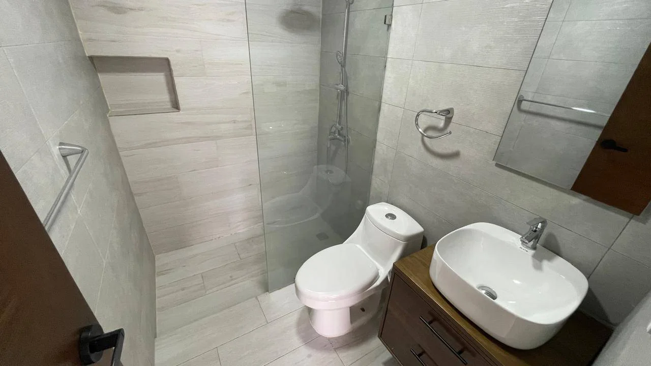 Appartement de 1 chambres à louer à Evaristo Morales, Santo Domingo D.N. - 5