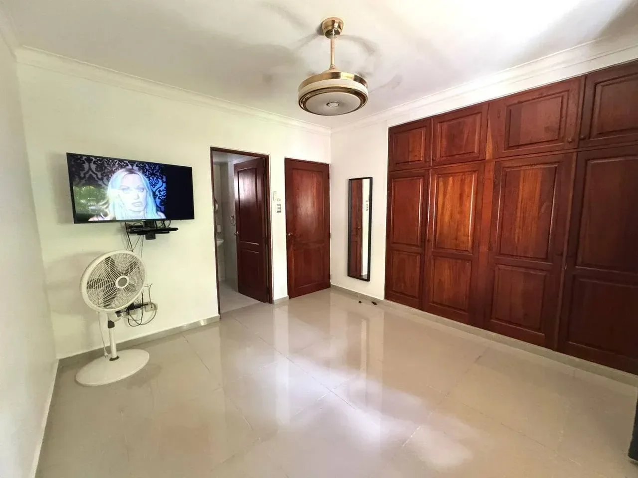 Apartamento de 3 habitaciones en venta en Vista Hermosa, Santo Domingo Este - 4