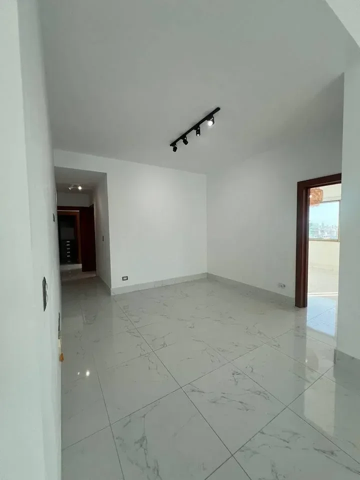 Apartamento en Piantini, 229.7 m² en venta - 2