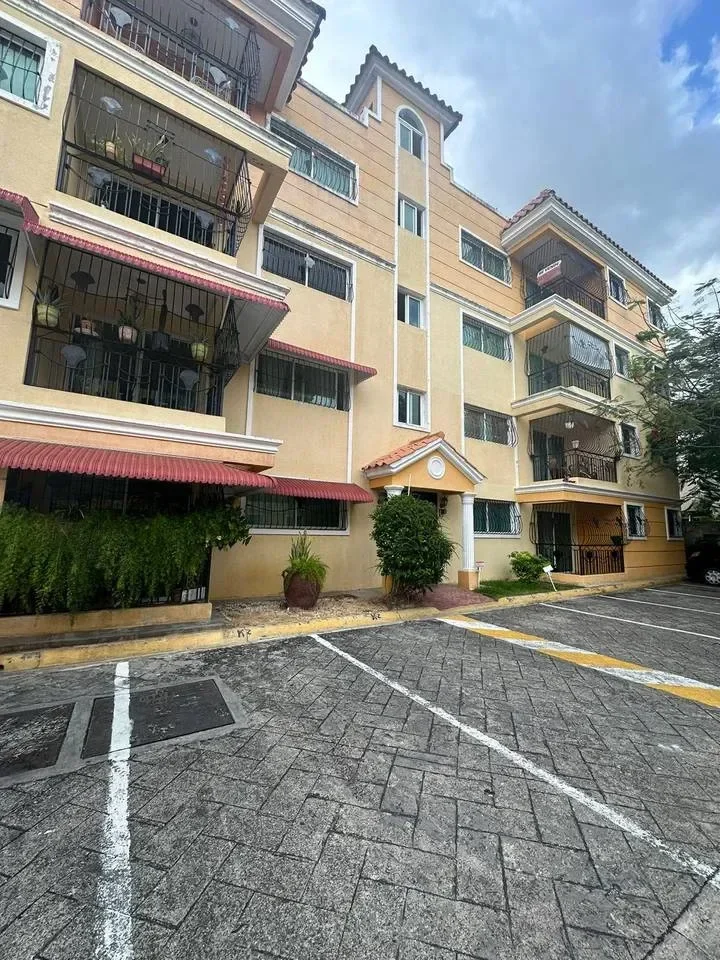 Apartamento de 3 habitaciones en venta en El Dorado I, Santiago de los Caballeros