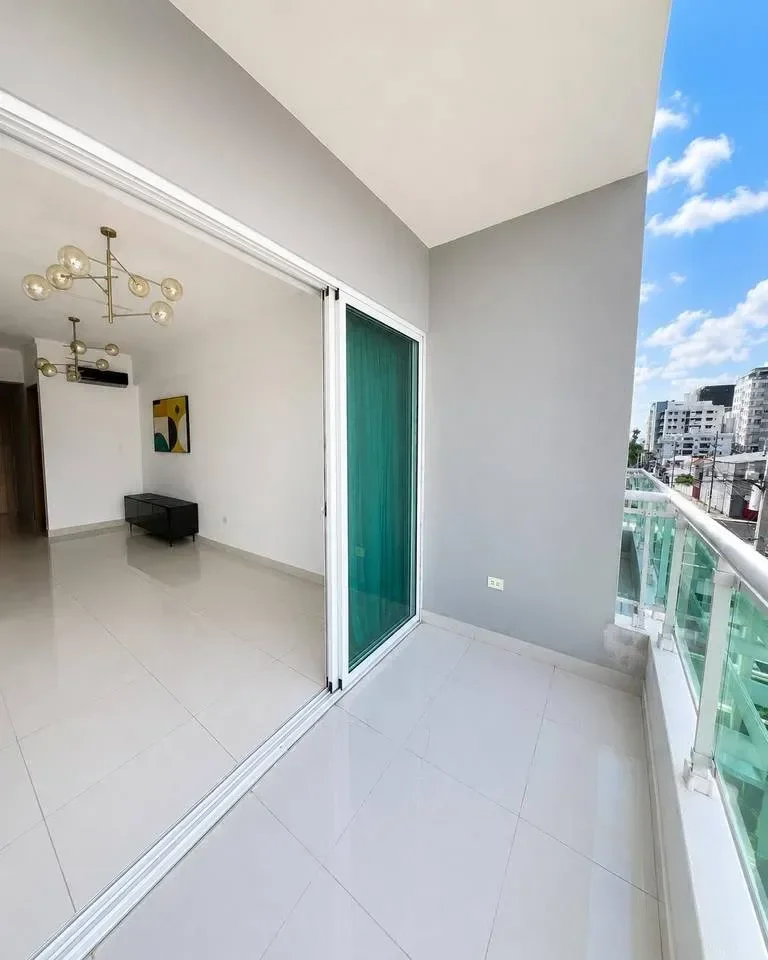 Sale: apartment in Evaristo Morales, Santo Domingo D.N. - 3