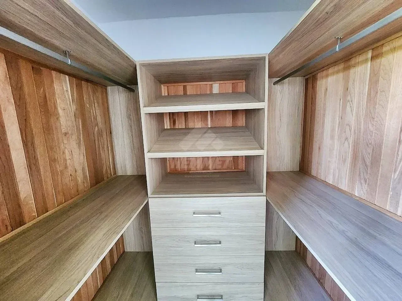 Apartamento en venta — Los Alamos, Santiago de los Caballeros (3 hab.) - 5